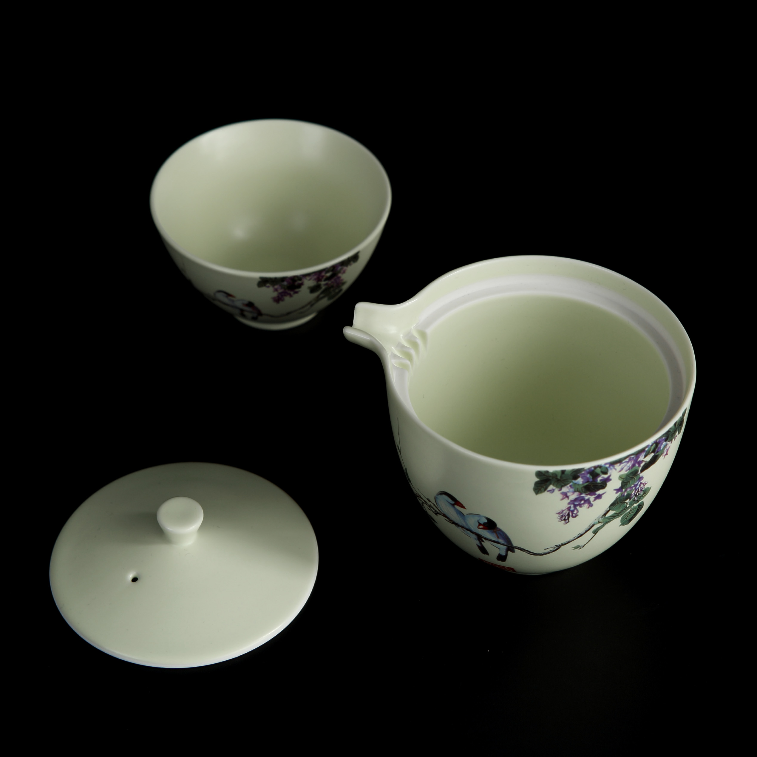 Jingdezhen ceramic cup to crack a pot of a car'll with kung fu tea set a single portable cups