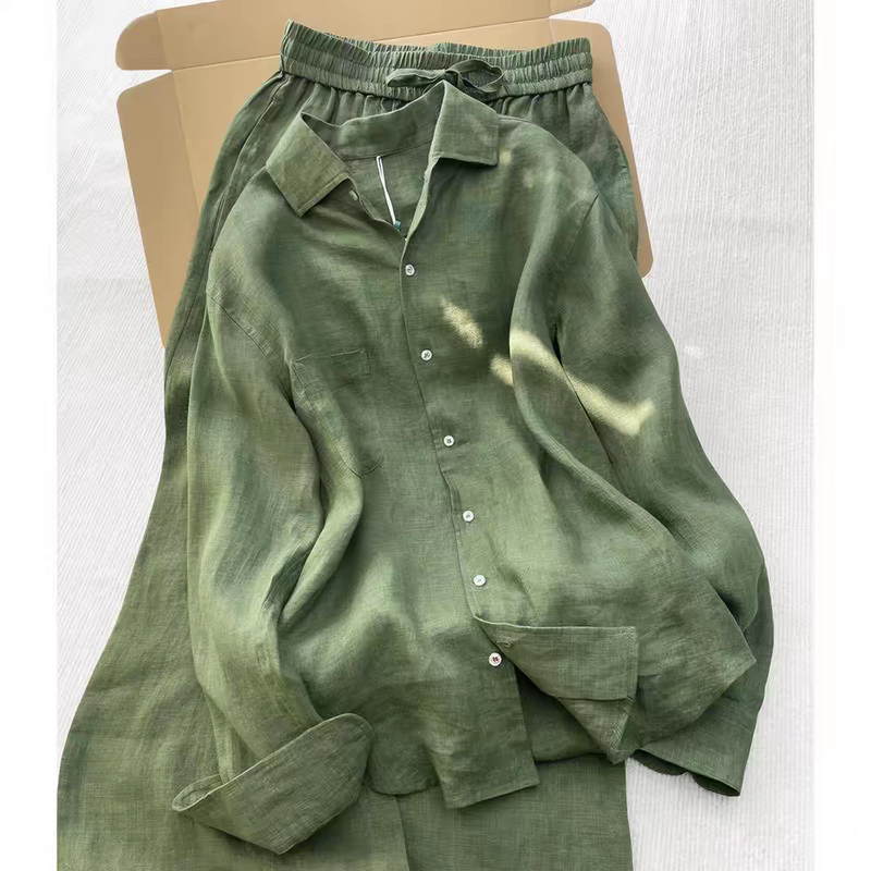 Casual and Lazy Style Green Lapel Long-Sleeved Shirt for Women in Spring and Summer, Slim and Loose Style, Beautiful Sun Protection Outerwear