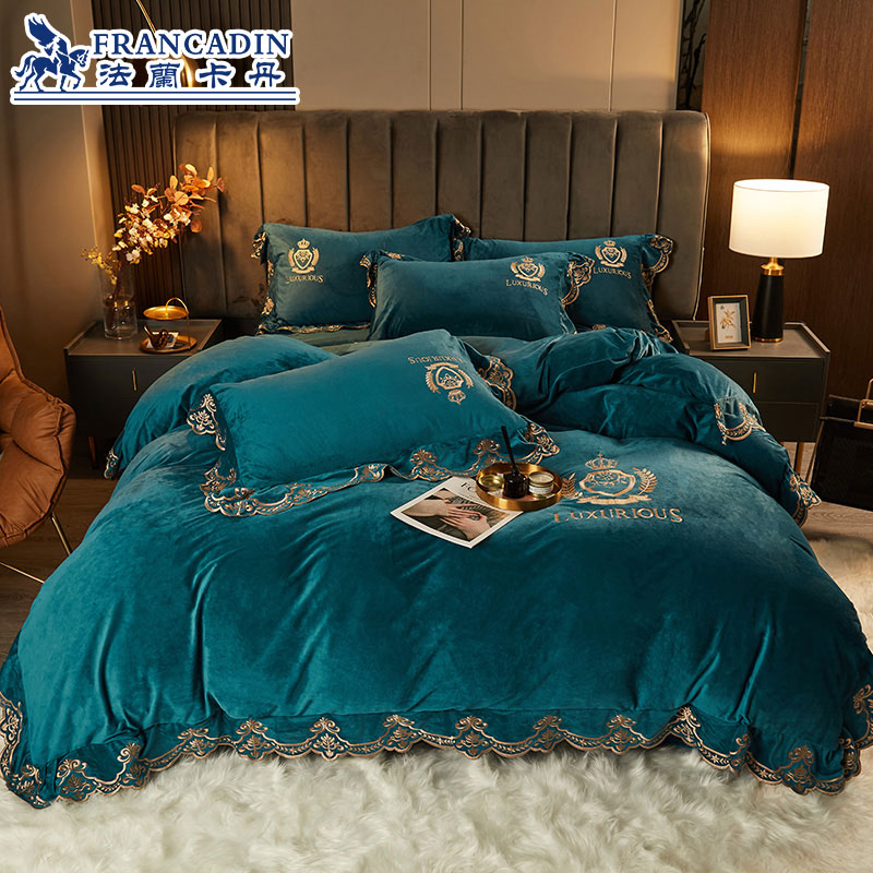Flange Cardan Crystal Suede Four Pieces Of Coral Suede Bed Linen with velvet cover flannel Flannel Bed for supplies Winter 