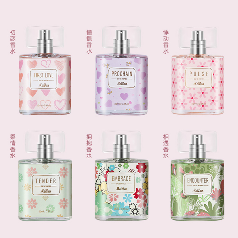 Lacoste touch of pink 90ml. духи молодежные женские. девушка с духами. молодые духи. духи фаберлик boom couture.