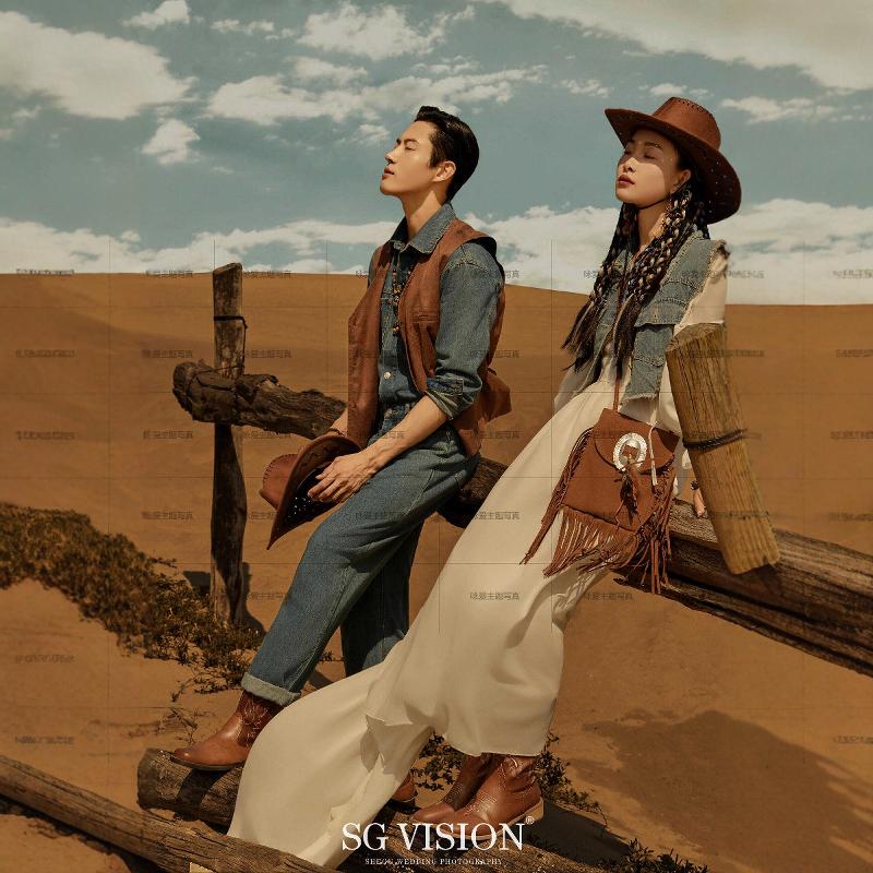 Photo Studio Travel Photography Couple Theme Cowboy Western Style Desert Highway Lawn Wedding Photos Retro Tent Bonfire Photos