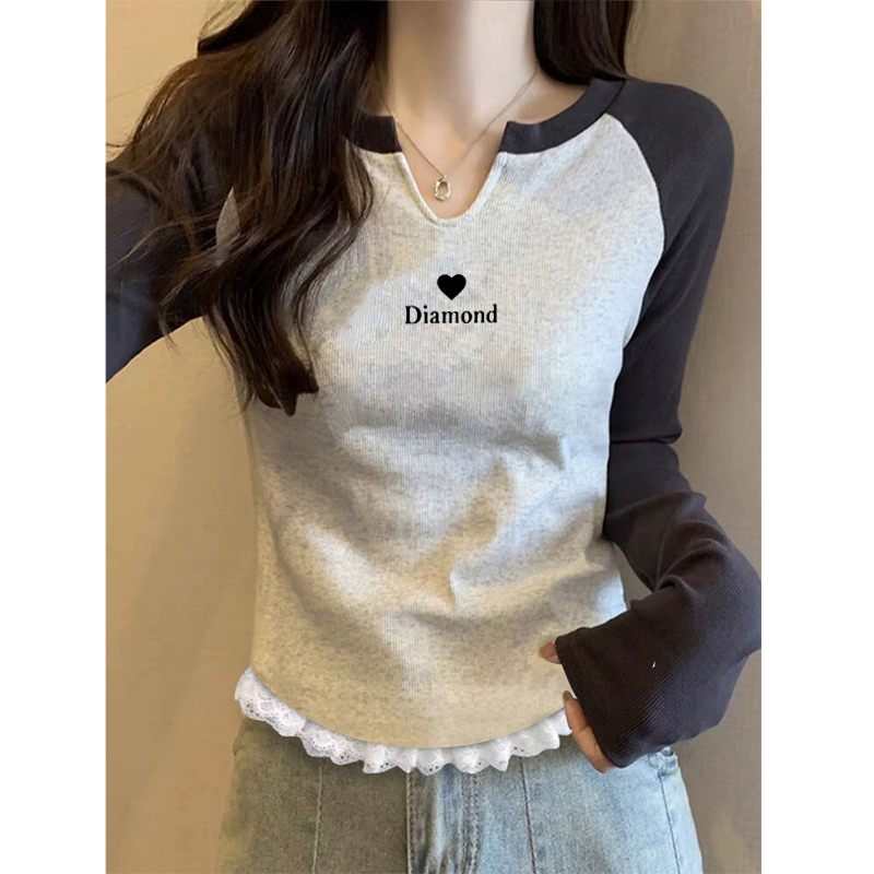 Korean-Style Beautiful Slim-Fitting Top for Women, Suitable for Wearing Alone, Early Autumn 2025 New Model, Perfect for Layering, Stunning and Attractive Long-Sleeve T-Shirt