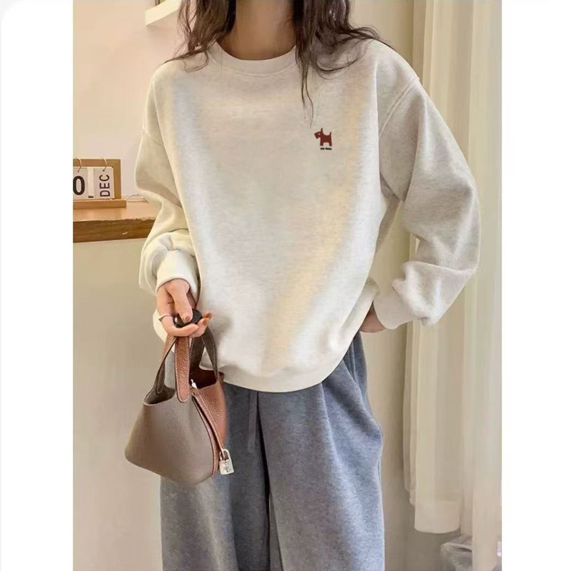 Very Nice-Looking Round-Neck Sweatshirt for Women, Thin, Early Autumn 2026 New Popular Style, Fashionable and Stylish, Winter Fleece-Lined, Hoodless Top Very Nice-Looking Round-Neck Sweatshirt for Women, Thin, Early Autumn 2026 New Popular Style, Fashionable and Stylish, Winter Fleece-Lined, Hoodless Top