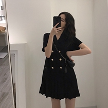 In 2022 a new dress for fat people to decrease the skirt of the skirt and decrease the skinny