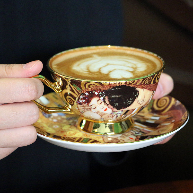 European Retro Bone China Coffee Cup and Saucer Set, Light Luxury Creative Home Office Ceramic Afternoon Tea Cup and Saucer Spoon
