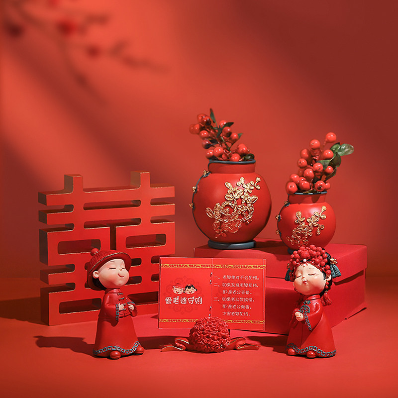 Simple creative bride and groom character ornaments wedding engagement gifts wedding gifts couple wedding room decorations