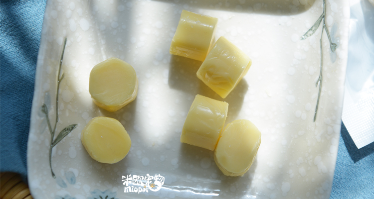 2018.12.15 Thuốc trên Ford Lựa chọn Cheese Cheese Cheese Cheese Cat Snacks 3 miếng làm thức ăn cho mèo