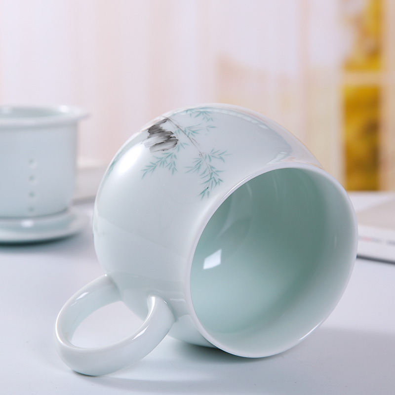 Jingdezhen ceramic cups with cover filter cup home take water cup kung fu tea cup tea cup hand - made of CPU