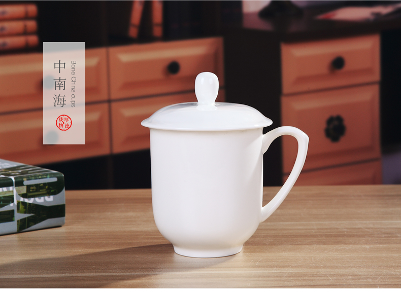 Pure white ipads porcelain cup with the LOGO of jingdezhen ceramic cup with cover cup meeting gift custom cups printing words