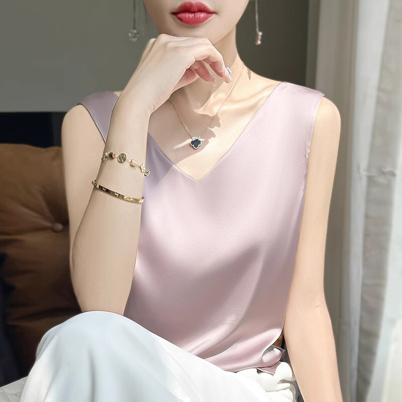 Heavyweight Silk Camisole for Women, V-Neck, Suitable for Wearing under a Suit, 2026 Autumn New Model, Mulberry Silk Satin Base Shirt