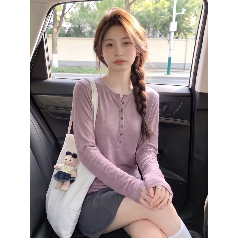 Light Purple Round Neck Long-Sleeved T-Shirt for Women, Autumn Korean Style Simple and Versatile Design, Suitable for Inner Wear or Outer Wear, Daily Casual Top Light Purple Round Neck Long-Sleeved T-Shirt for Women, Autumn Korean Style Simple and Versatile Design, Suitable for Inner Wear or Outer Wear, Daily Casual Top