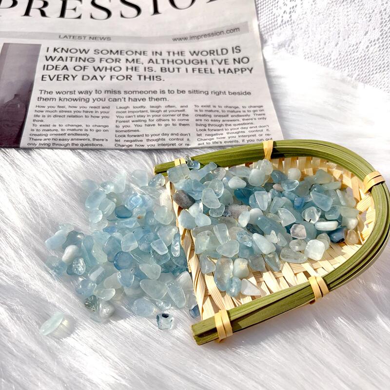 Natural Aquamarine Gravel, Ice-Type Devil Aquamarine Raw Stone, Loose Stone for Mandala Gemstones, Crystal Fish Tank Landscaping Stone