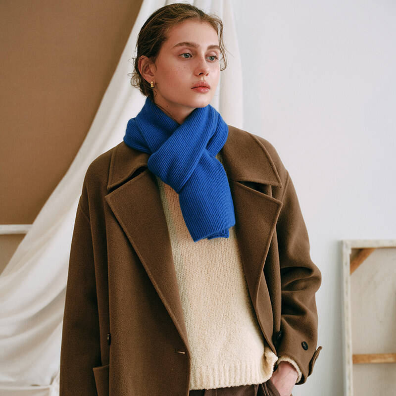 High-End Luxury Klein Blue Cashmere Scarf for Women, Thick Ribbed Knit, Warm and Suitable for Gift-Giving, Wool Neck Warmer High-End Luxury Klein Blue Cashmere Scarf for Women, Thick Ribbed Knit, Warm and Suitable for Gift-Giving, Wool Neck Warmer