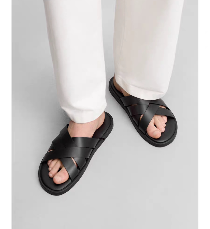 2026 Spring New Men's Shoes Casual Slippers Flip-Flops Men's Style