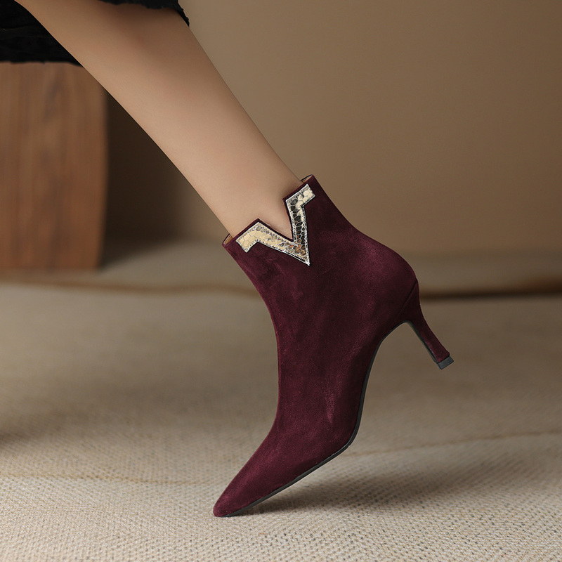 Women's Short Boots, Burgundy, Stiletto Heels, Sexy, Versatile New Style for 2026, Spring and Autumn Single Boots, High Heels, Winter Martin Boots for Women