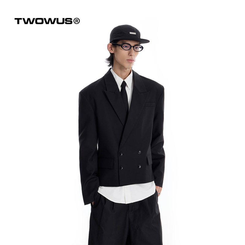 Twowus26Aw Original Slim-Fit Double-Breasted Short Blazer for Men with a Unique Design and Versatile Shoulder Pads