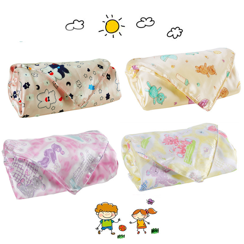 Children's baby innocent silk cartoon print are covered by 100 sandsilk satin beds for healthy boys and girls