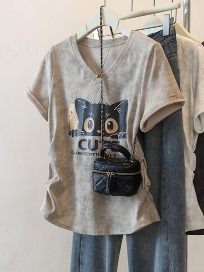 Plus-Size Chubby Girl Age-Reducing Anime Cat Print Short-Sleeve T-Shirt for Women, Ruched Waist, Curved Top to Cover Belly and Hide Fat