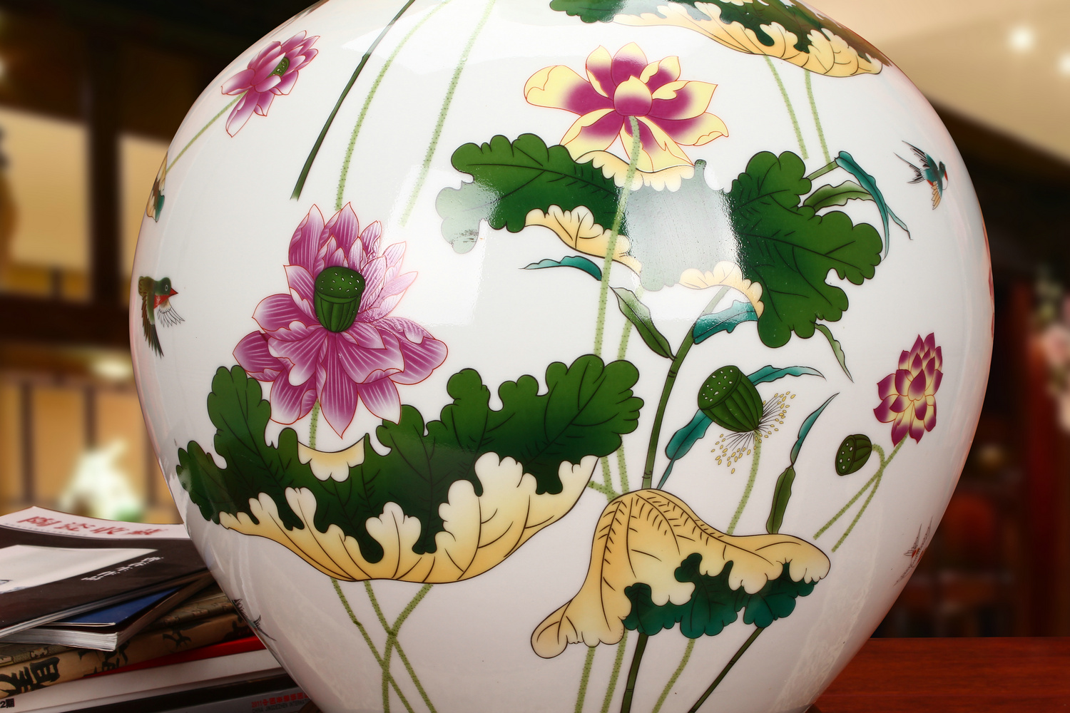 Jingdezhen ceramics powder enamel lotus celestial sphere of large vases, modern rural household crafts are set