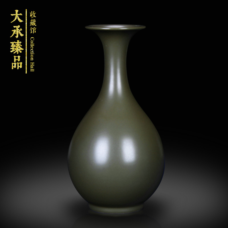 Antique Chinese style classical jingdezhen ceramics glaze vase at the end of the lotus leaf trumpet rich ancient frame mesa household decoration