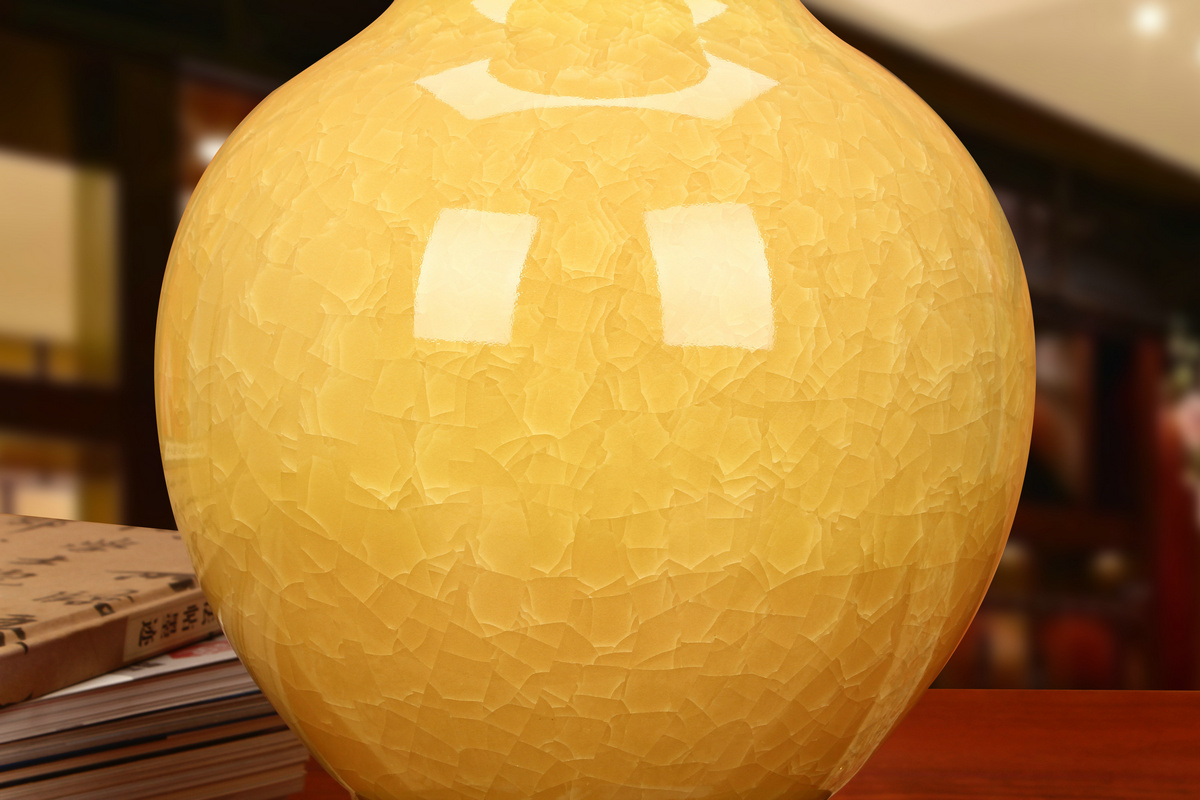 Jingdezhen ceramics top grade archaize crack glaze crystal yellow on vase classical Chinese style household furnishing articles