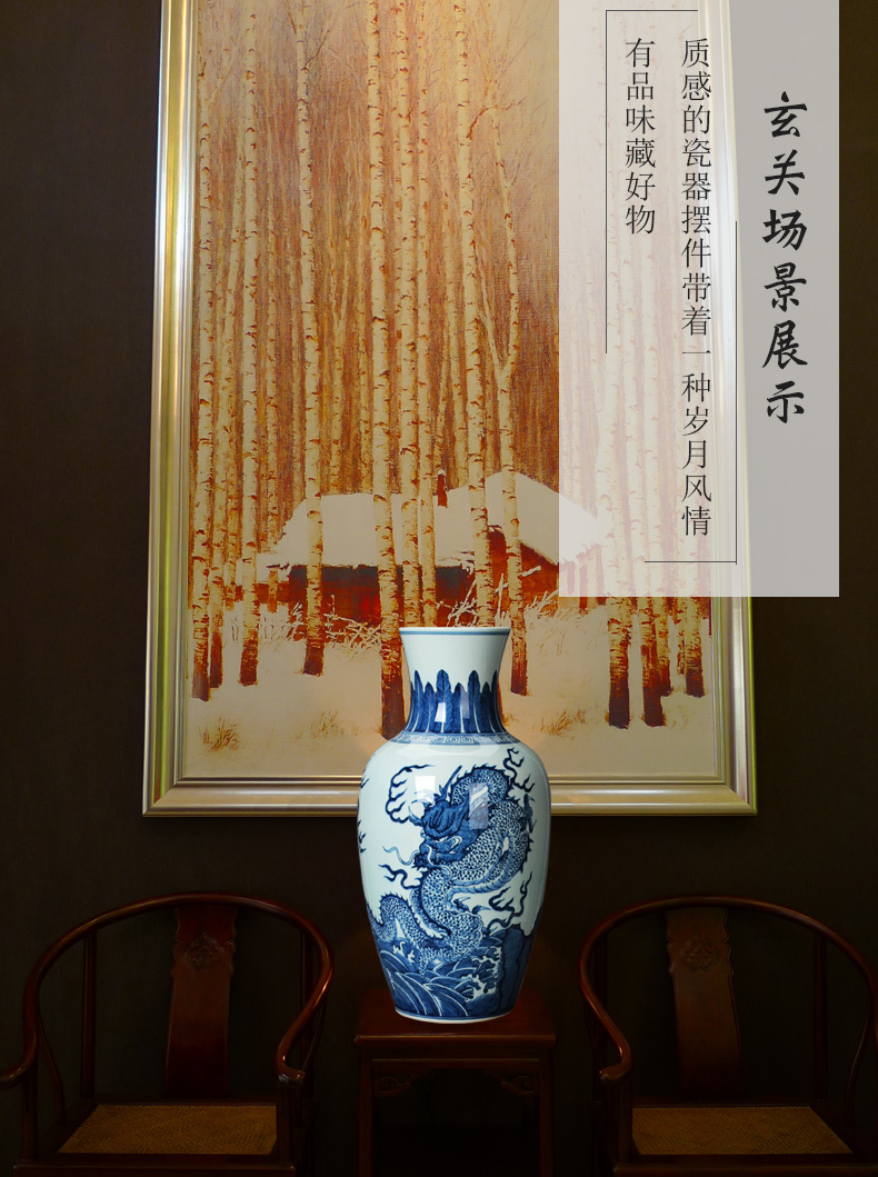 Jingdezhen porcelain vases, antique hand - made sea of blue and white porcelain dragon were bottles of Chinese decorative arts and crafts