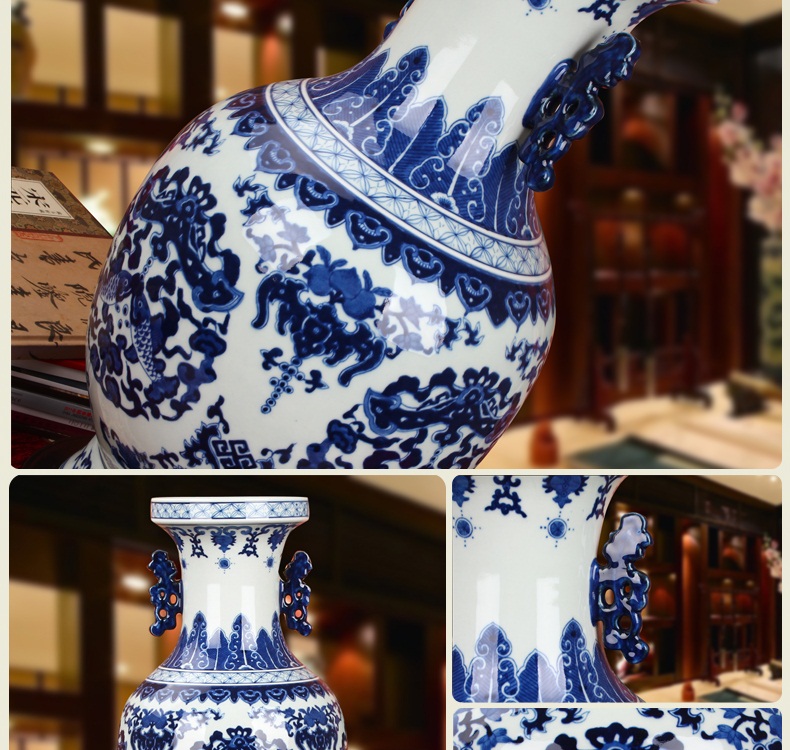 High - grade hand - made of blue and white porcelain of jingdezhen ceramics binaural head sweet garlic Chinese style household vase and furnishing articles