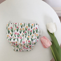 Small Fresh Tulip Makeup Bag Homemade Cloth Art Portable Pouch Tote Bag Girls Debris Collection Bag Zipper