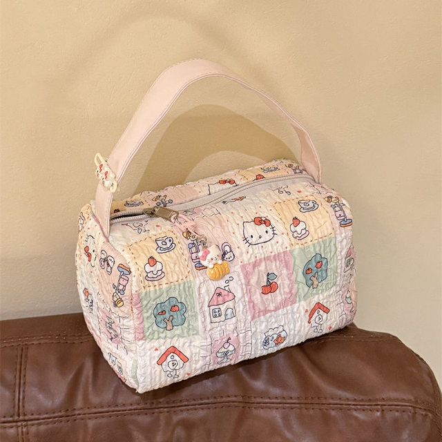 Y2025 new cartoon cat convenience makeup wash bag out travel storage bag large capacity three-dimensional