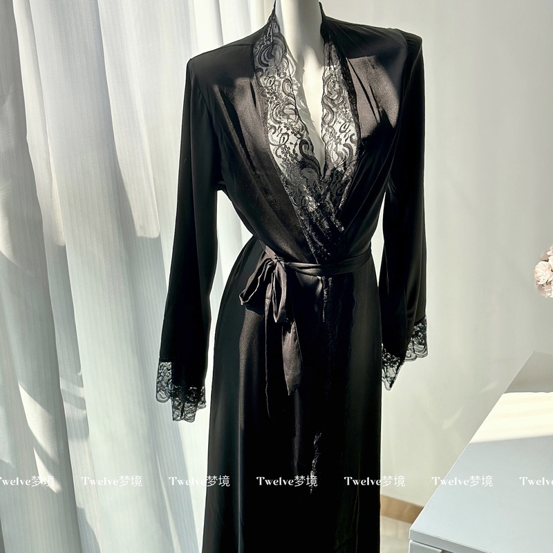 【Twelve】Venus High-End Long Nightgown Black Sexy Lace Patchwork Satin Long Sleeve Dressing Gown 【Twelve】Venus High-End Long Nightgown Black Sexy Lace Patchwork Satin Long Sleeve Dressing Gown