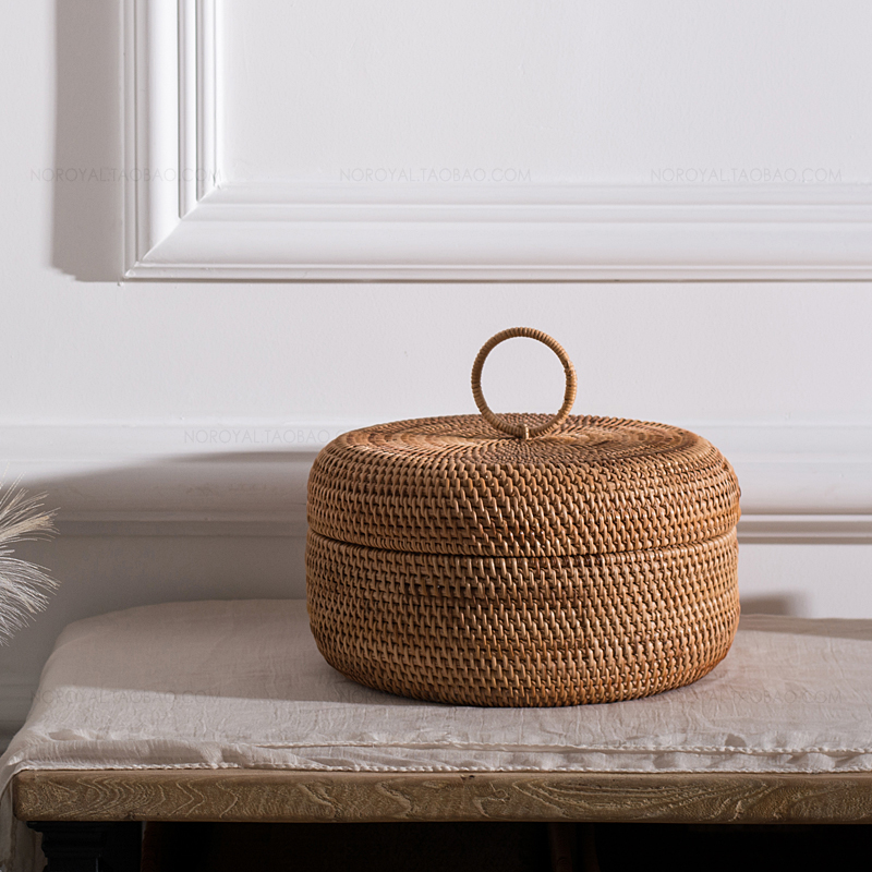 Retro solid wood rattan storage box with cover desktop finishing box American household small round hand-woven rattan basket with cover