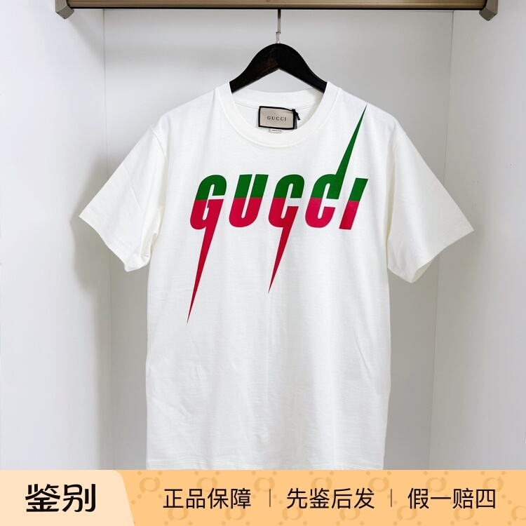 Gucci Classic Short-Sleeved T-Shirt with Lightning Letter Print on the Chest, Same Style for Men and Women Gucci Classic Short-Sleeved T-Shirt with Lightning Letter Print on the Chest, Same Style for Men and Women