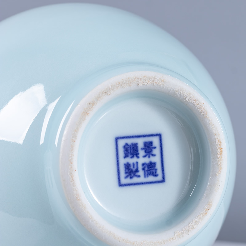 Jingdezhen ceramic floret bottle furnishing articles archaize sitting room of the new Chinese style flower arranging dried flower green porcelain decorative furnishing articles floral outraged
