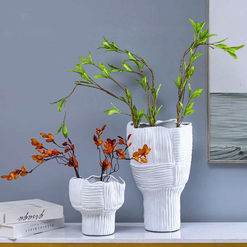 Modern ceramic vase creative weave stripe ding white soft furnishing articles dry flower flower arranging hotel mock up room decoration