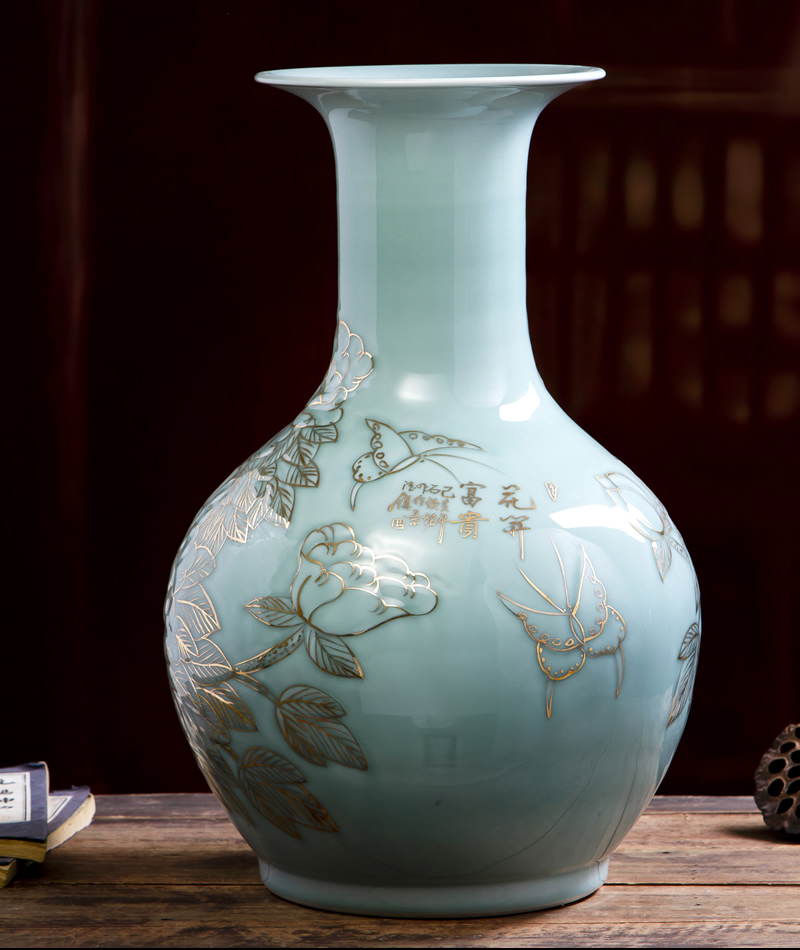 Jingdezhen porcelain vase big master hand paint new Chinese style ceramic rich ancient frame household act the role ofing is tasted furnishing articles to the living room