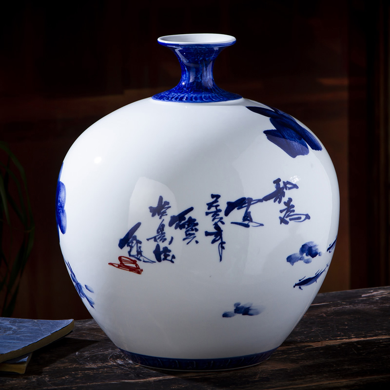 Jingdezhen ceramic hand draw freehand brushwork in traditional Chinese blue and white porcelain vase of new Chinese style living room porch China adornment ornament