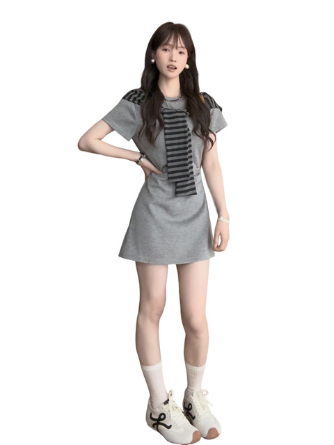 French black dress for women summer 2026 new style unique and beautiful waist skirt Korean style waist waist beautiful long skirt