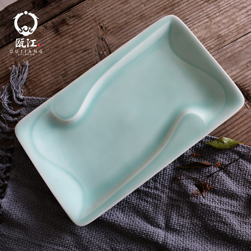 Oujiang longquan celadon fish plate 12 inch Taurus creative ceramic steamed fish dish Chinese large fish dish plate clearance