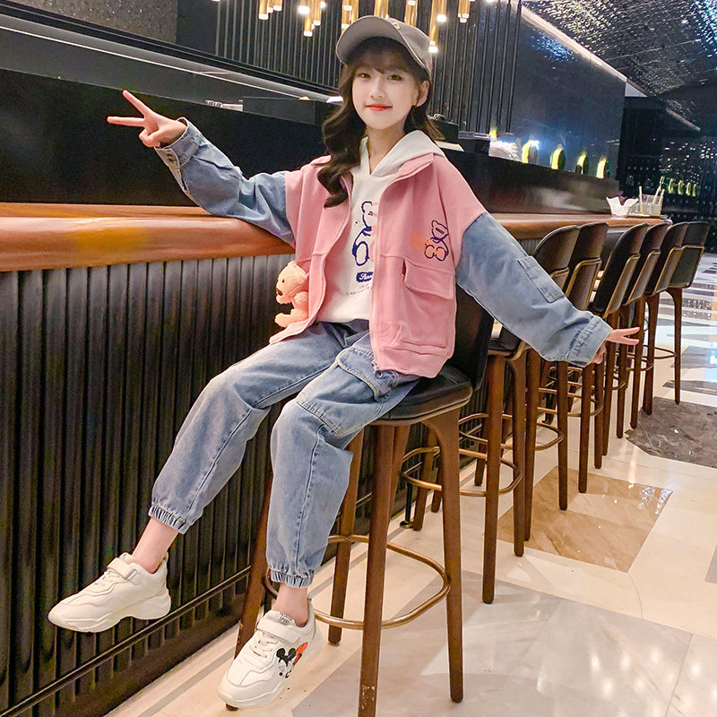 Girls spring and autumn clothing net red denim suit 2022 new girl big boy Western style fashionable children's three-piece group 10 years old