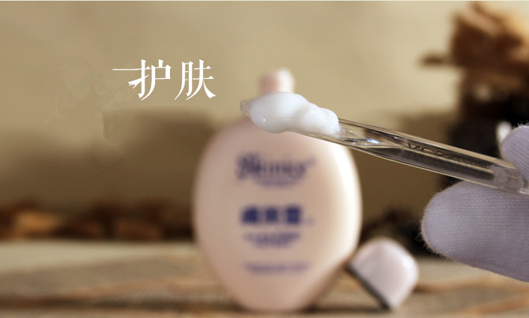 Da Mei Ling Jing Ying Rõ Ràng Rửa Sữa 190 gam Trắng Aloe Vera Giữ Ẩm Ngoài việc kiểm soát dầu mụn trứng cá không có bọt sữa rửa mặt sữa rửa mặt perfect