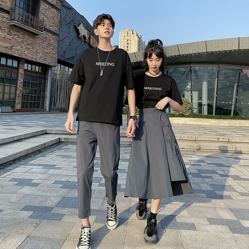 Парная одежда для влюбленных, брендовая летняя одежда, небольшая дизайнерская футболка с коротким рукавом, юбка, комплект, французский стиль, в корейском стиле, тренд сезона