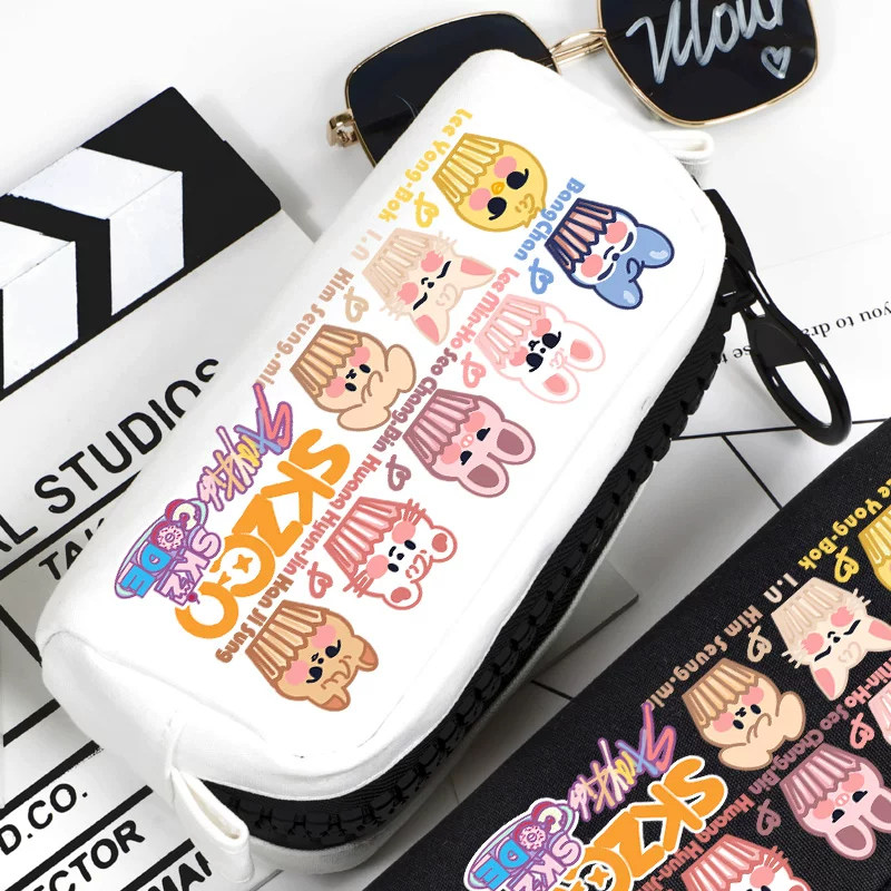 StrayKids поддерживает окружающих SKZOO Li Longfang Fang Can Chan's Great Capacity Pen Pen Storage Stationery Box