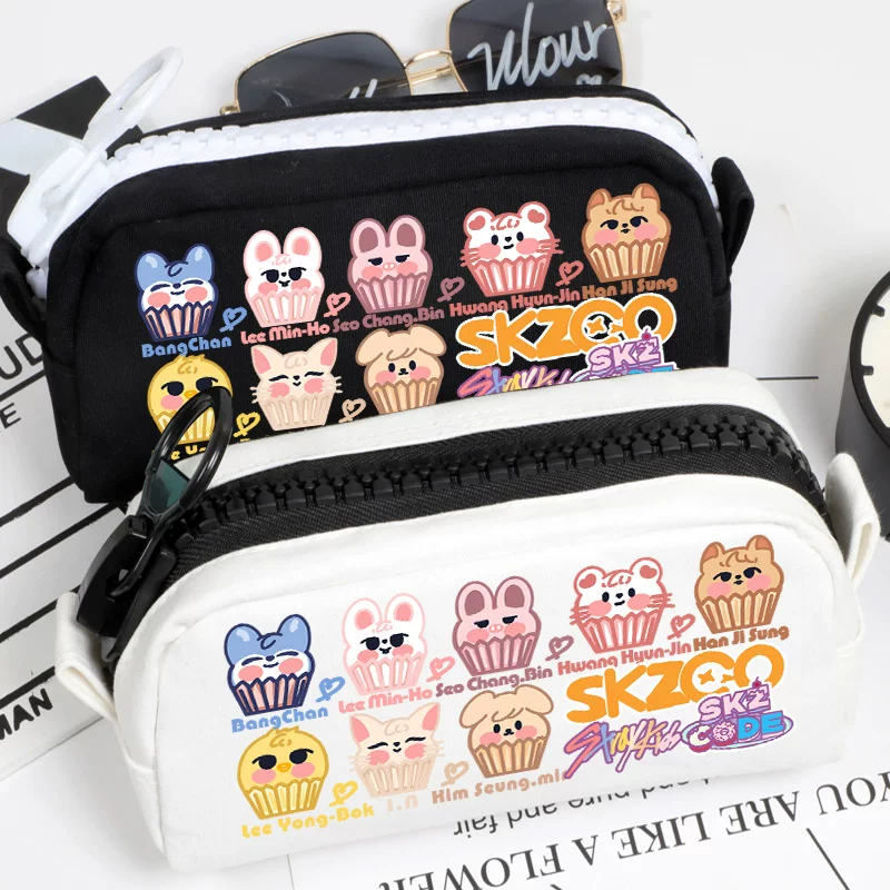 StrayKids поддерживает окружающих SKZOO Li Longfang Fang Can Chan's Great Capacity Pen Pen Storage Stationery Box