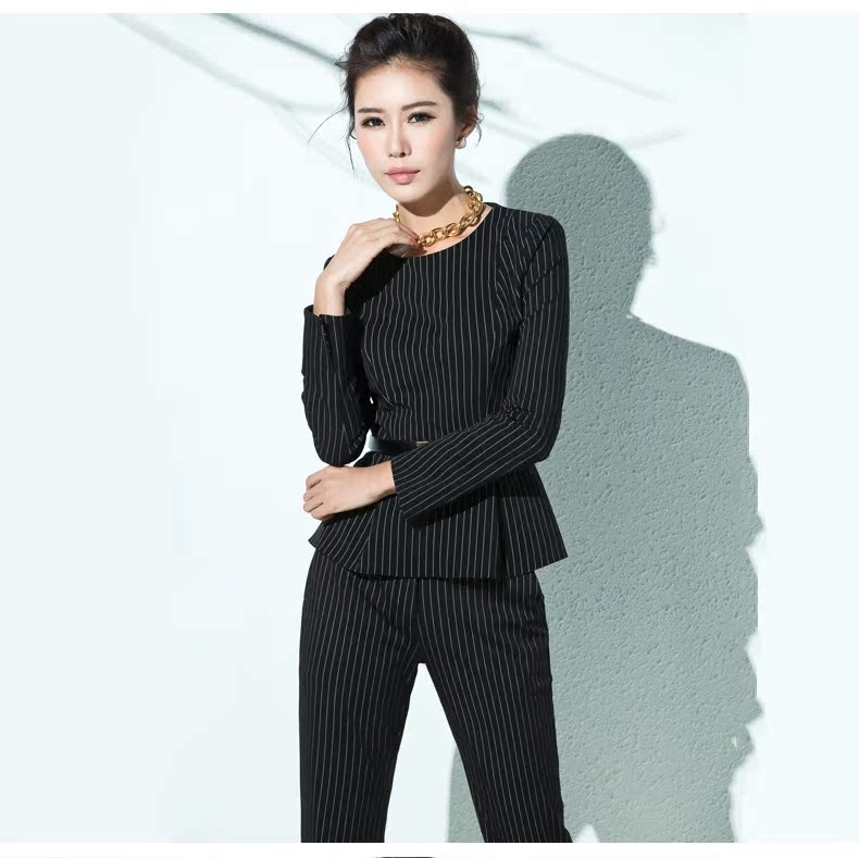 Tailleur femme - Ref 3242675 Image 18