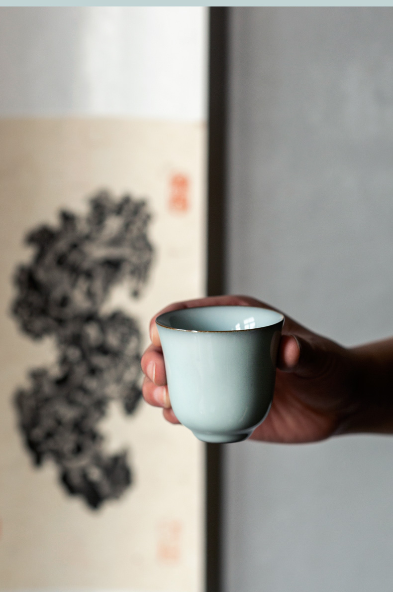 Ultimately responds to hand a cup of a single large ceramic up your up pressure sample tea cup household Japanese kung fu tea cup single master CPU