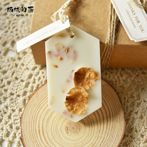 Time Few First Wardrobe Scents scents SOLID DRY FLOWERS AROMAS LAVENDER WAX SLICES PERSISTENT AROMAS EXCEPT TASTE ROMANTIC BIRTHDAY PRESENT