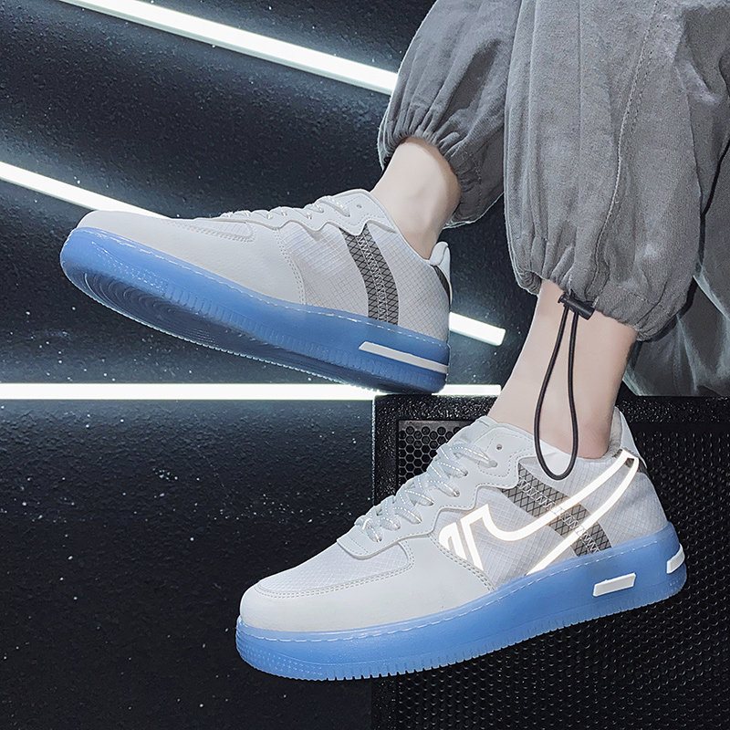 Spring men's shoes 2022 new guys board shoes Han version trendy little white sails shoes men sports 100 hitch casual boomer shoes