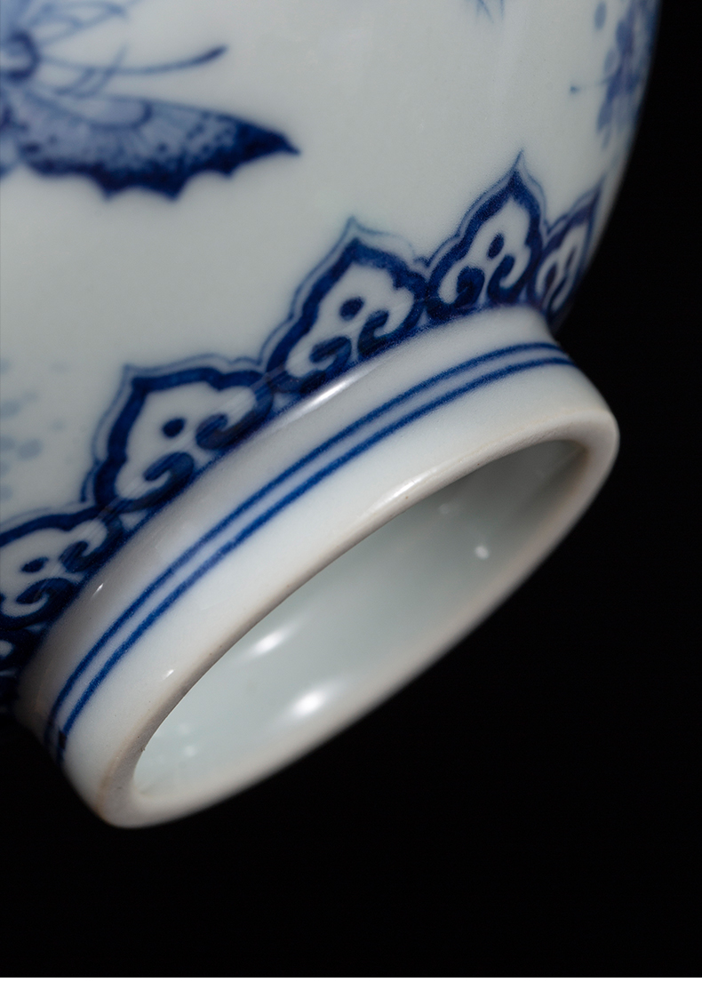 Clock home up jingdezhen blue and white butterfly masters cup kunfu tea cups hand - made maintain single CPU personal tea bowl