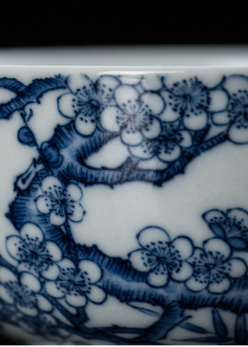 Have blue and white wood up up with jingdezhen blue and white porcelain cup tea service master cup single CPU name plum flower small tea cups