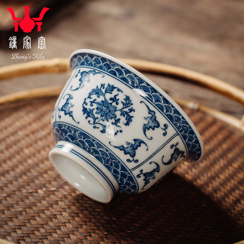 Clock home trade, one cup of single cup of jingdezhen tea service manual maintain teacup bat around sea branch lines of blue and white porcelain cup